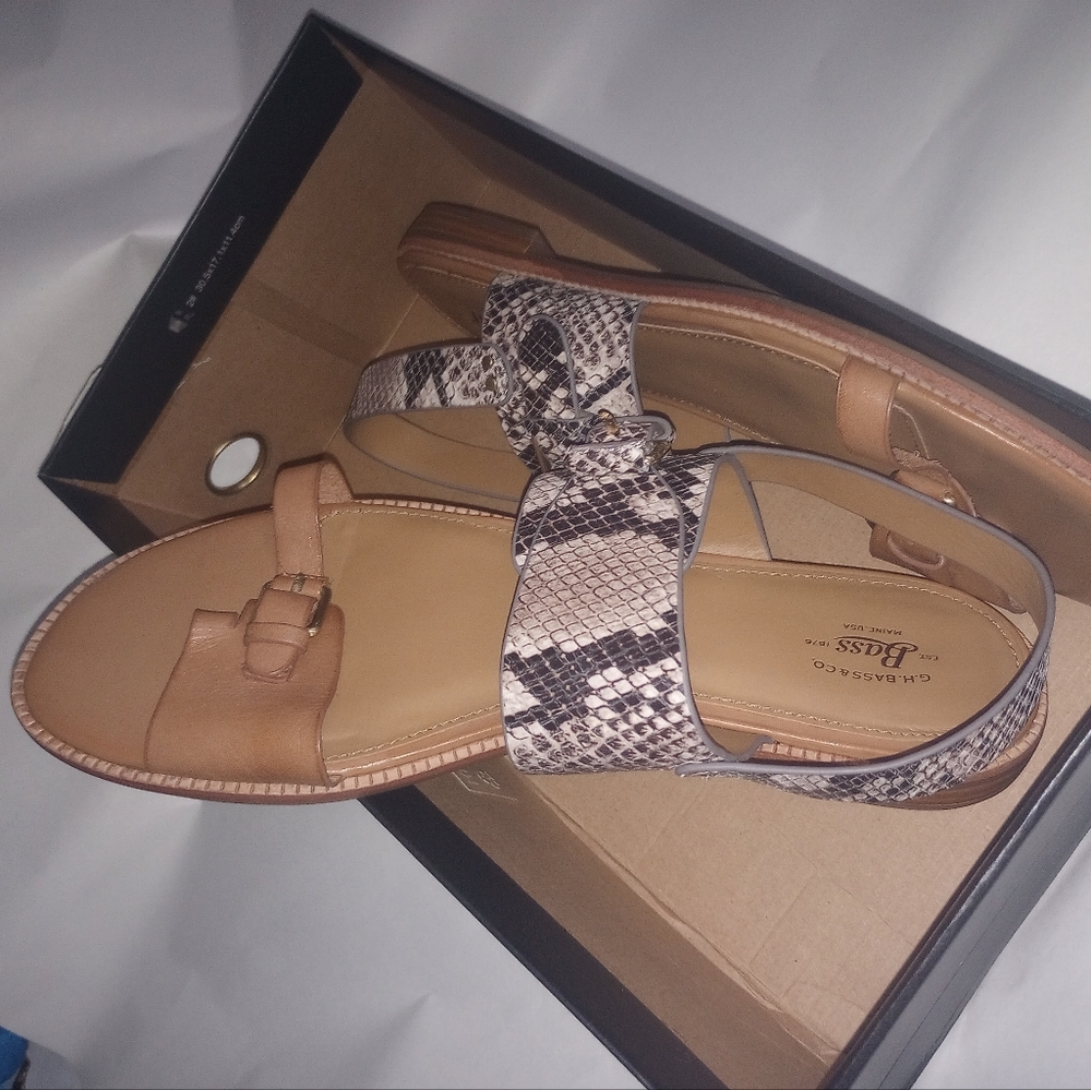 G.H. Bass Monica Caramelcom Sandals (New) - Picture 5 of 7